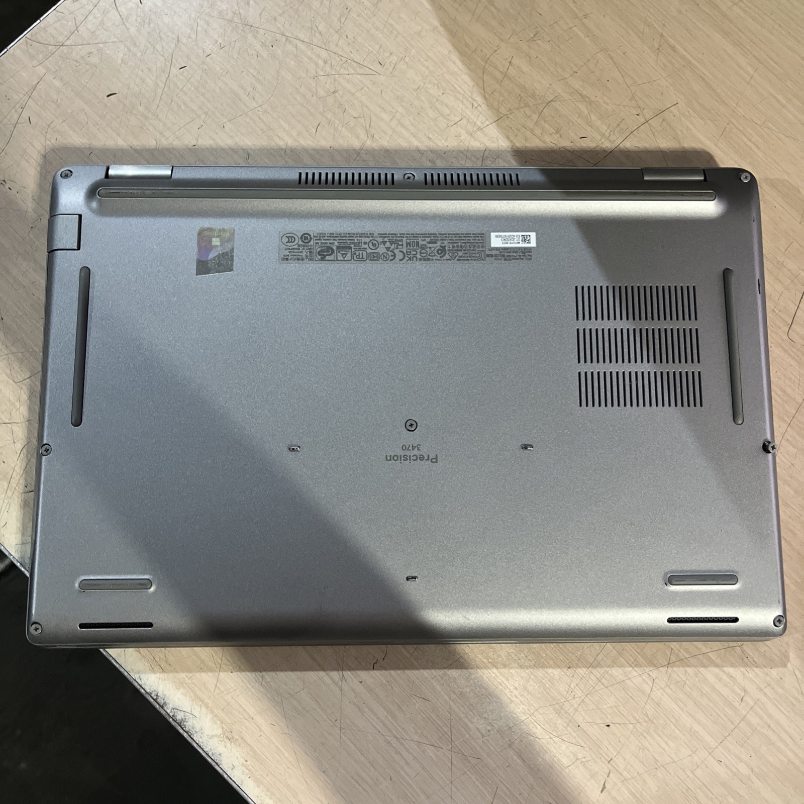 DELL PRECISION 3470 INTEL CORE I5-1250P 16GB RAM NO HD ;