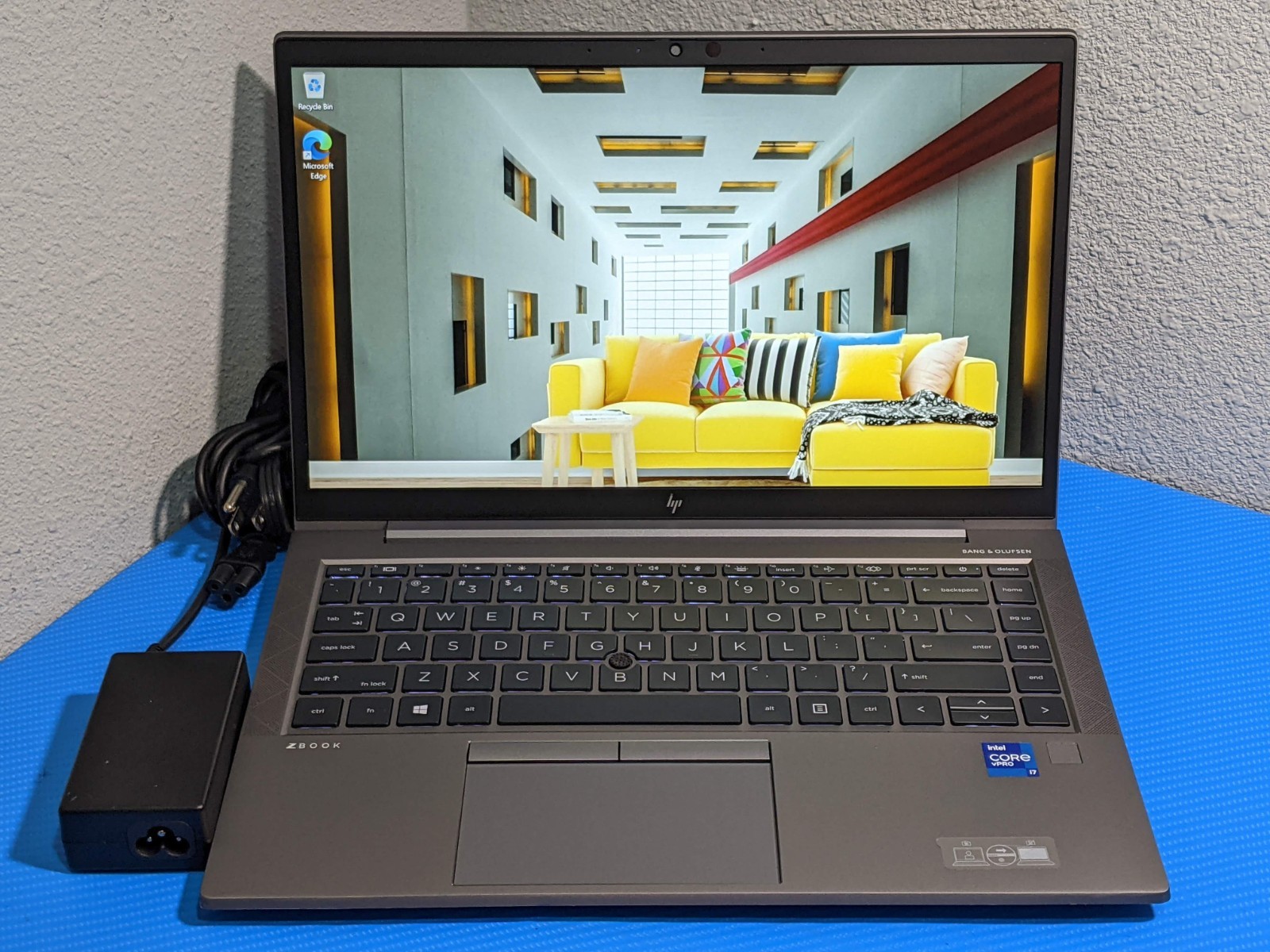 HP ZBook Firefly G8 14″ FHD i7-1185G7 3GHz 16GB 512GB SSD NVIDIA T500 W11Pro +PA