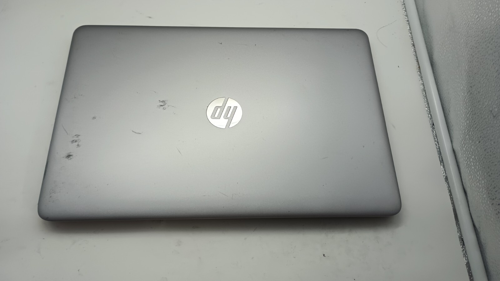 EliteBook 850 G4(122610-45)w/charger.i5-7200U.8GB.256GB SDD.15.6″FHD.W11