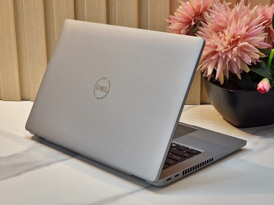 Dell Latitude 5430 14″ (512 GB SSD, i5 12th Gen, 4.40 GHz, 16GB RAM) Grade B