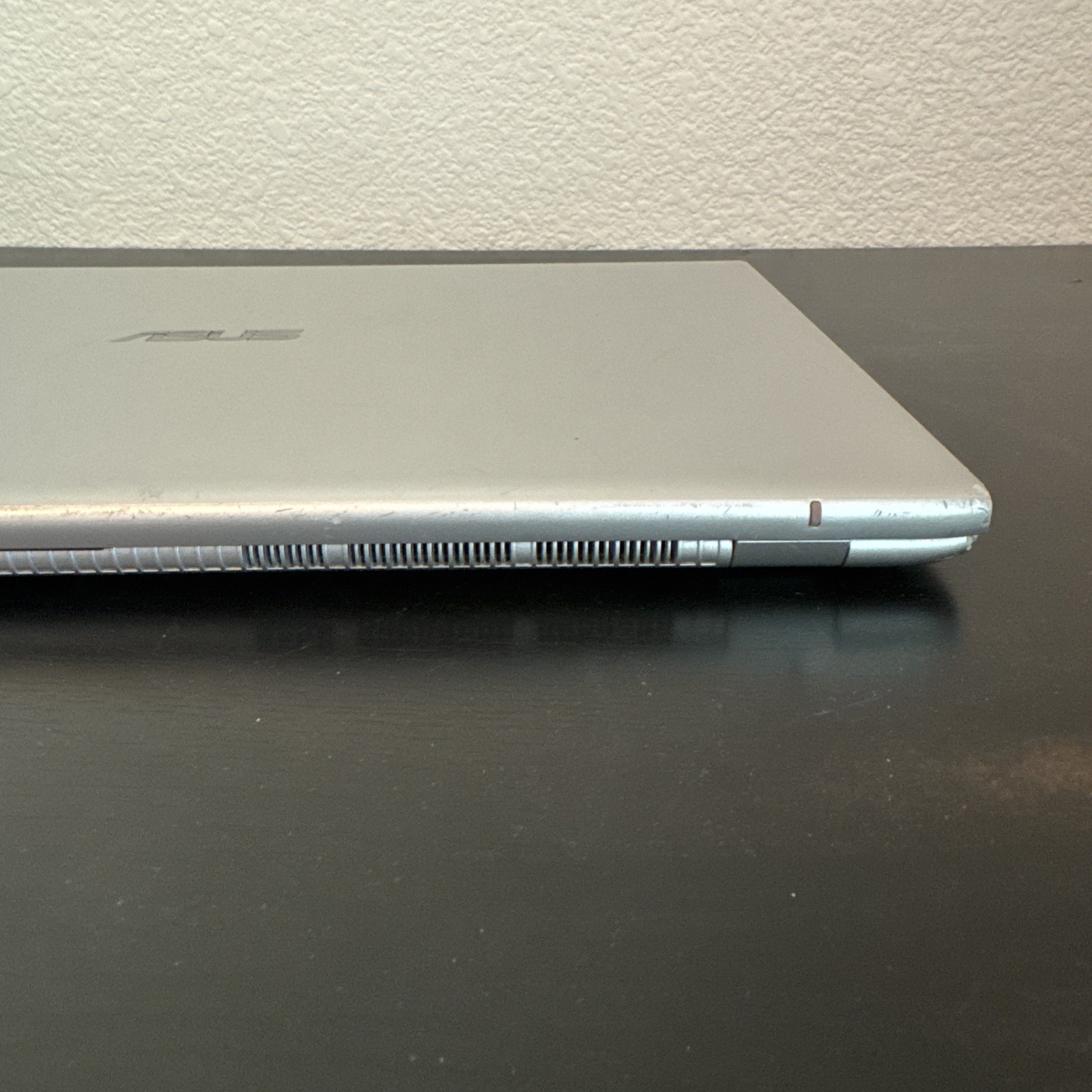 ASUS Vivobook X712JA – HD+ – i7-1065G7 – 16GB RAM – 1TB SSD – Silver