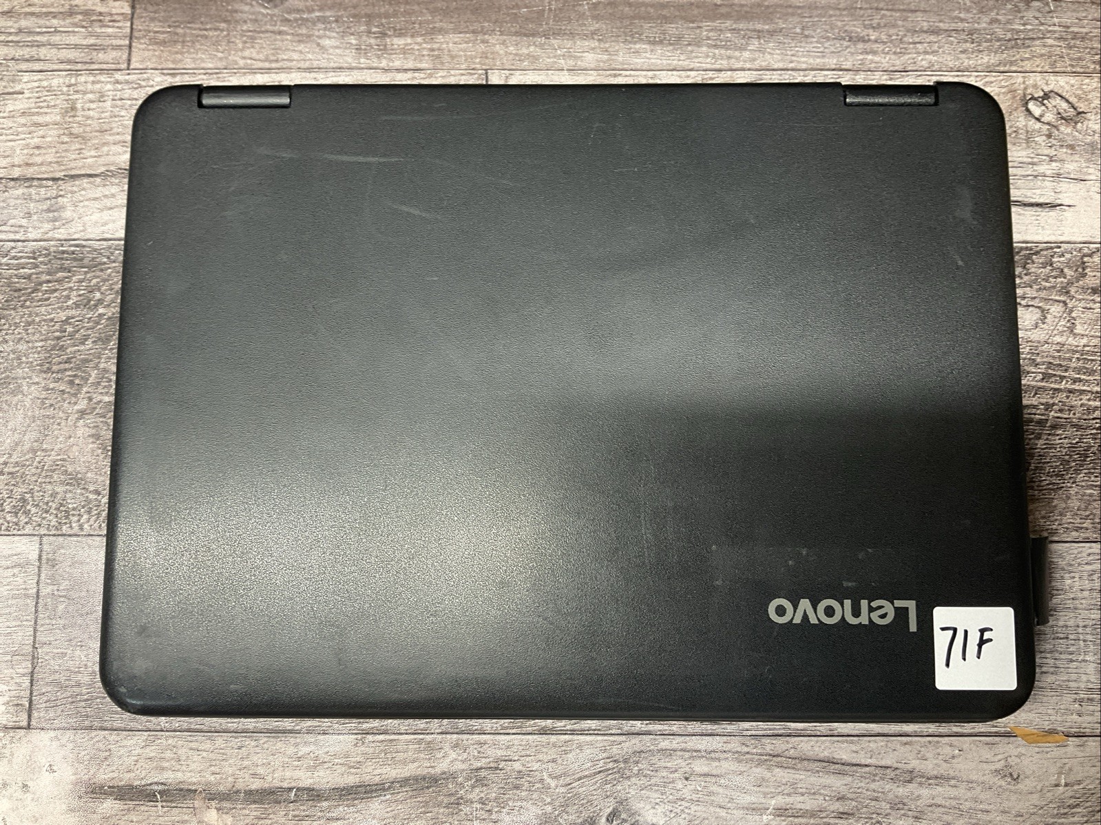 Lenovo 300e 1st Gen / 2-in-1 / Touchscreen / Windows 11 Pro / 71F