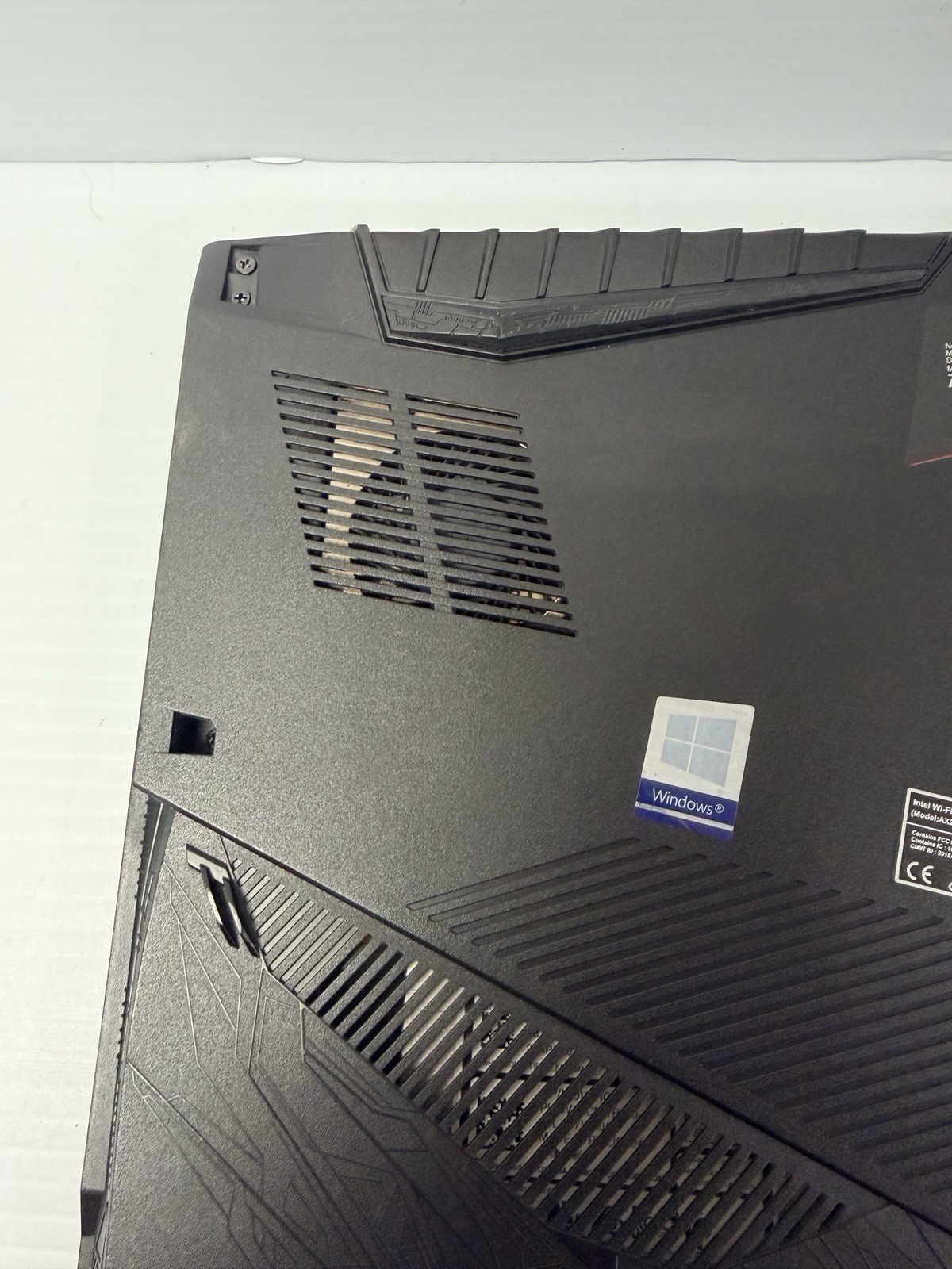 MSI GE75 Raider 10SE 17.3″ Gaming Laptop i7-10750H 64GB RAM 1.75TB RTX 2060 Read