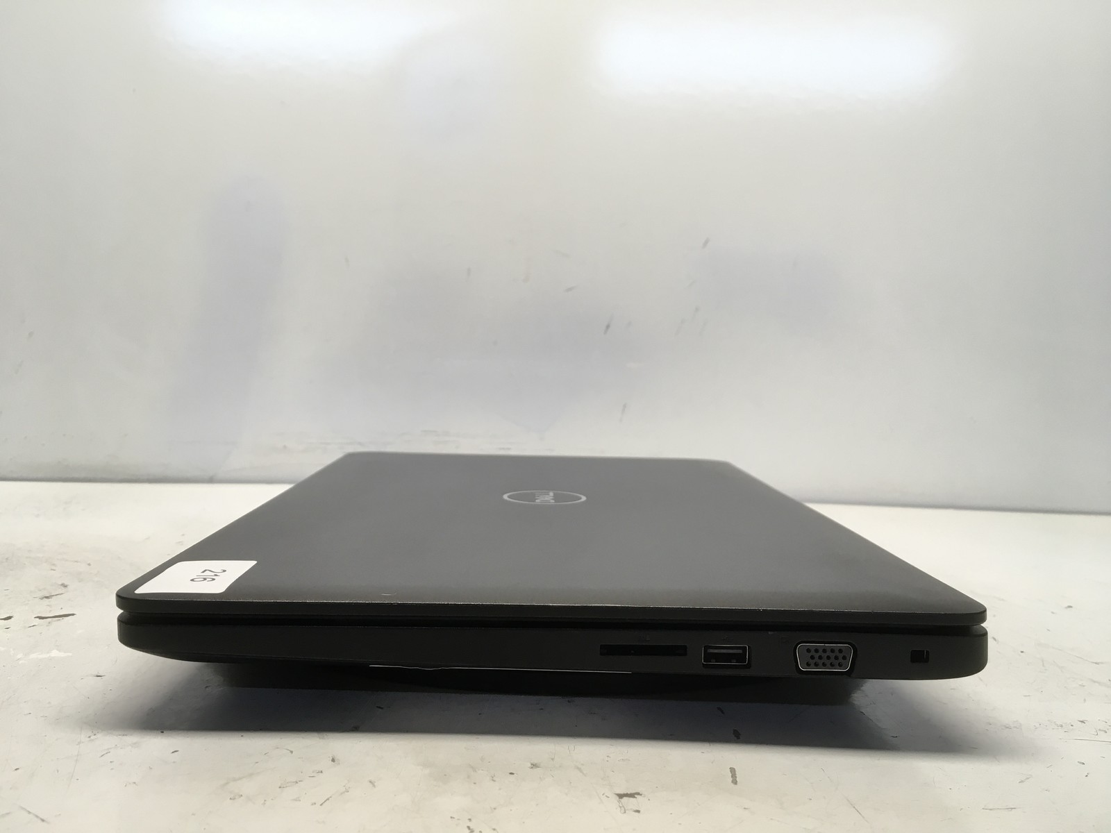 Dell Latitude 3580 Intel i7-7500U 2.7GHz 8 GB NO HDD No Batt