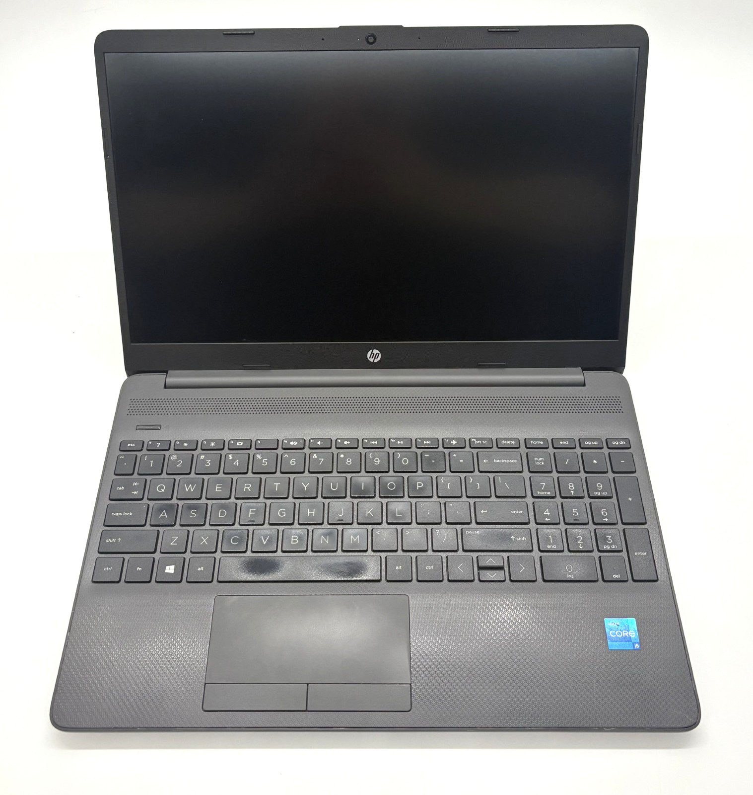 HP 250 G8 i5-1135G7 2.4GHz 16GB RAM 512GB M.2 Flaws (Cracks/hinge) W11