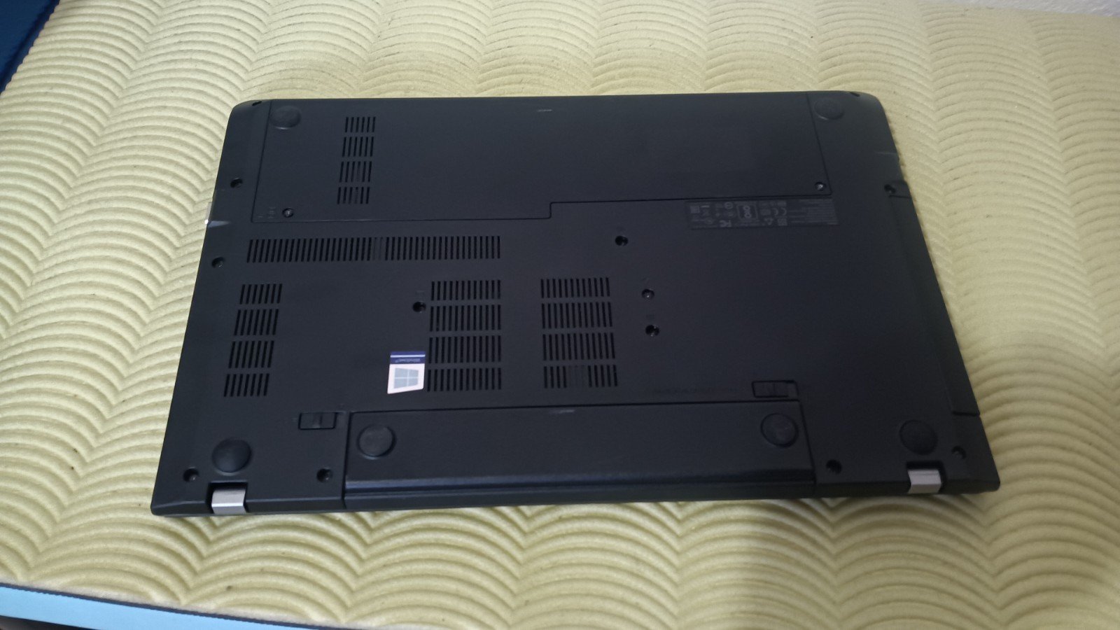 Lenovo ThinkPad E570 I7-7500U 8gb 256gb ssd 15.6″ 1920X1080 NVIDIA GTX960M 2GB