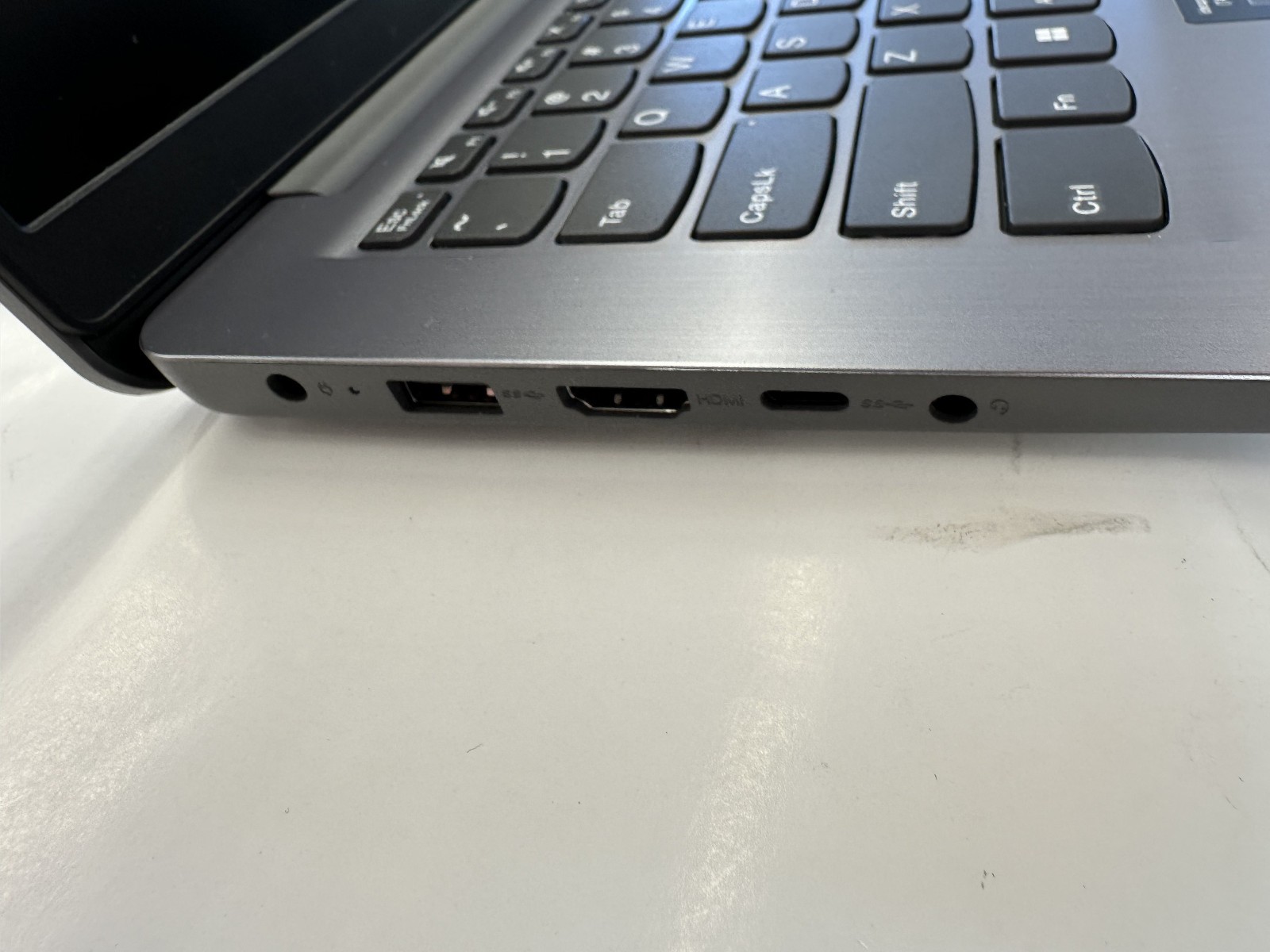 Lenovo 87H7 IdeaPad 3-14ITL6 FHD i7-1165G7 8GB RAM 500GB SSD Windows 11 Home