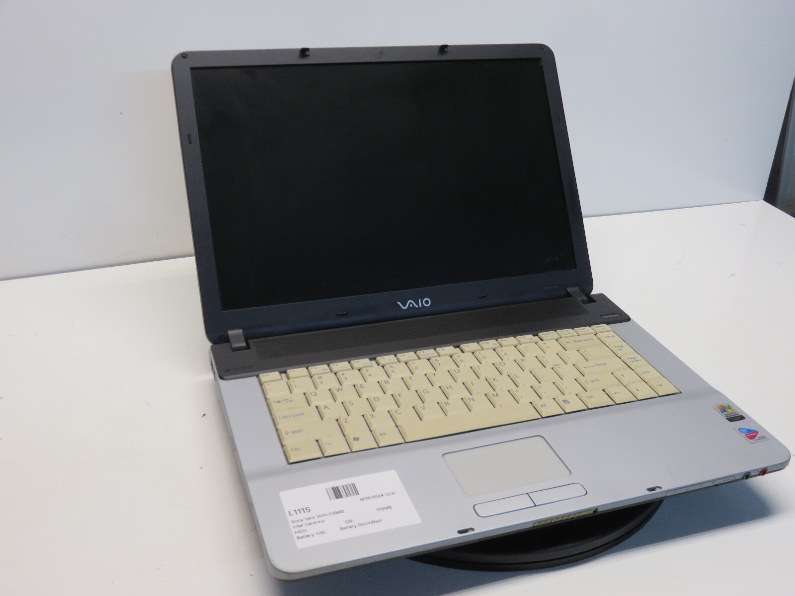 Sony Vaio VGN-FS980 Intel Centrino 512MB NO HDD No Batt