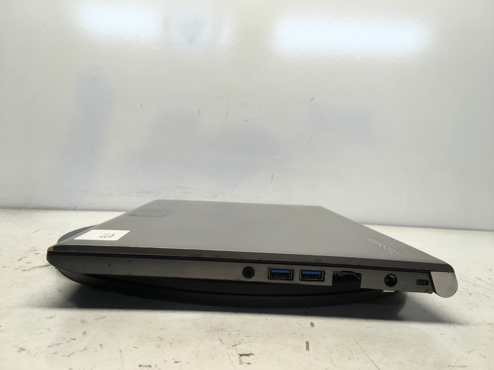 Toshiba Tecra Intel i7 vPro No RAM NO HDD