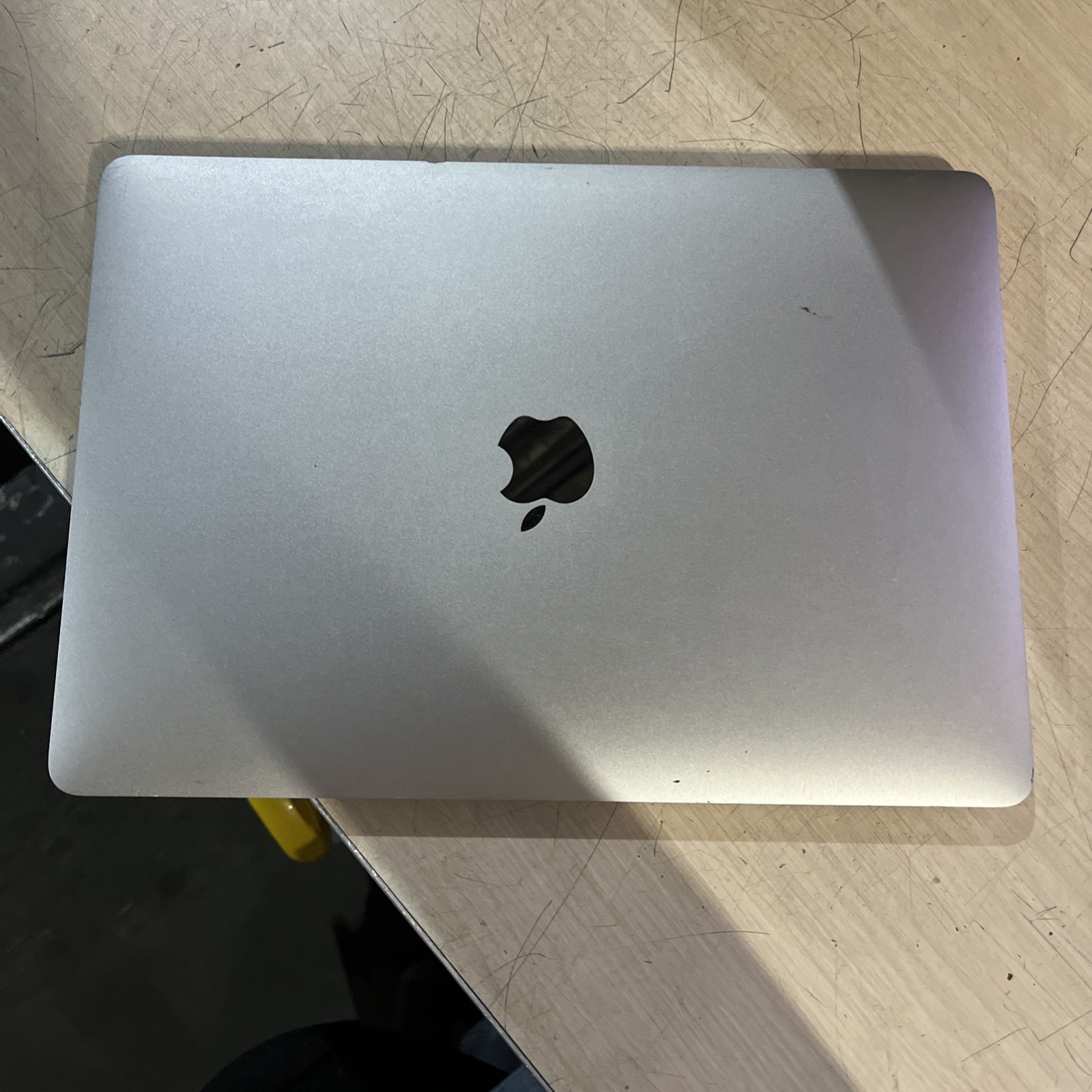 APPLE MACBOOK PRO 13″ MID-2017 CORE I5-7360U 2.3GHZ 8GB RAM NO HD