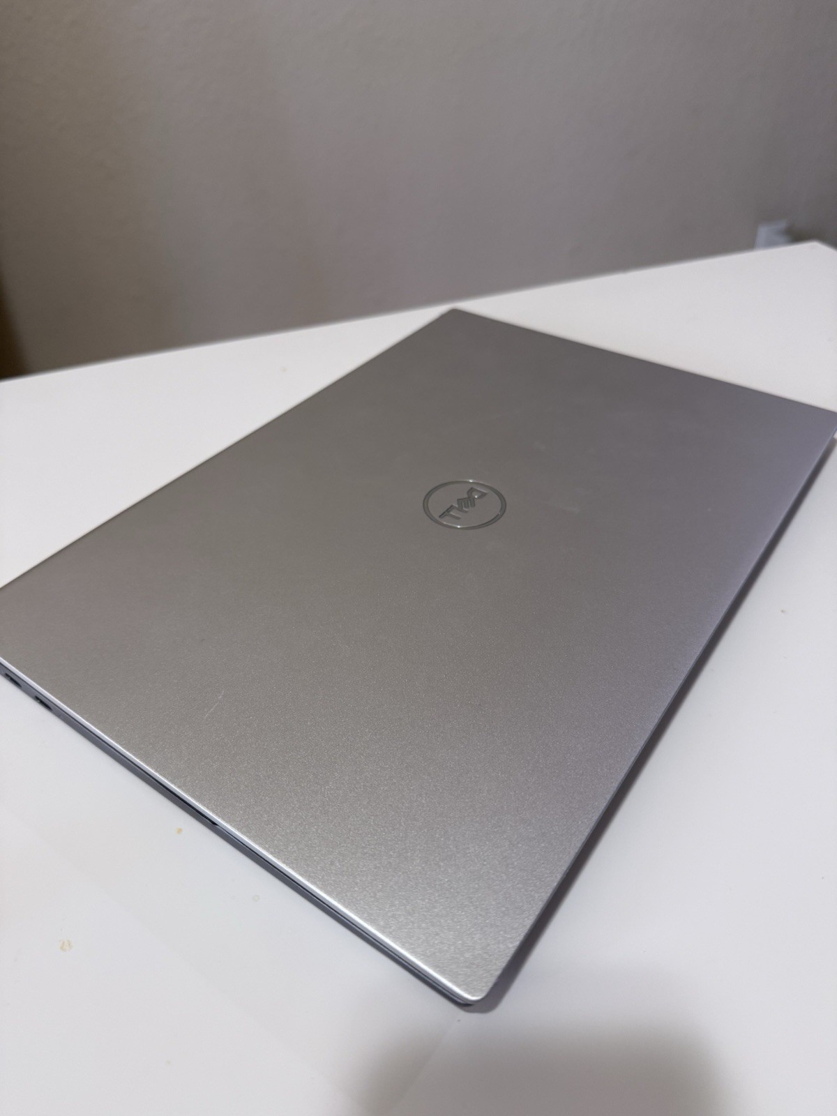 Dell Inspiron 14in i5 8GB RAM 256GB SSD Gray FHD Backlit KB Wi-Fi