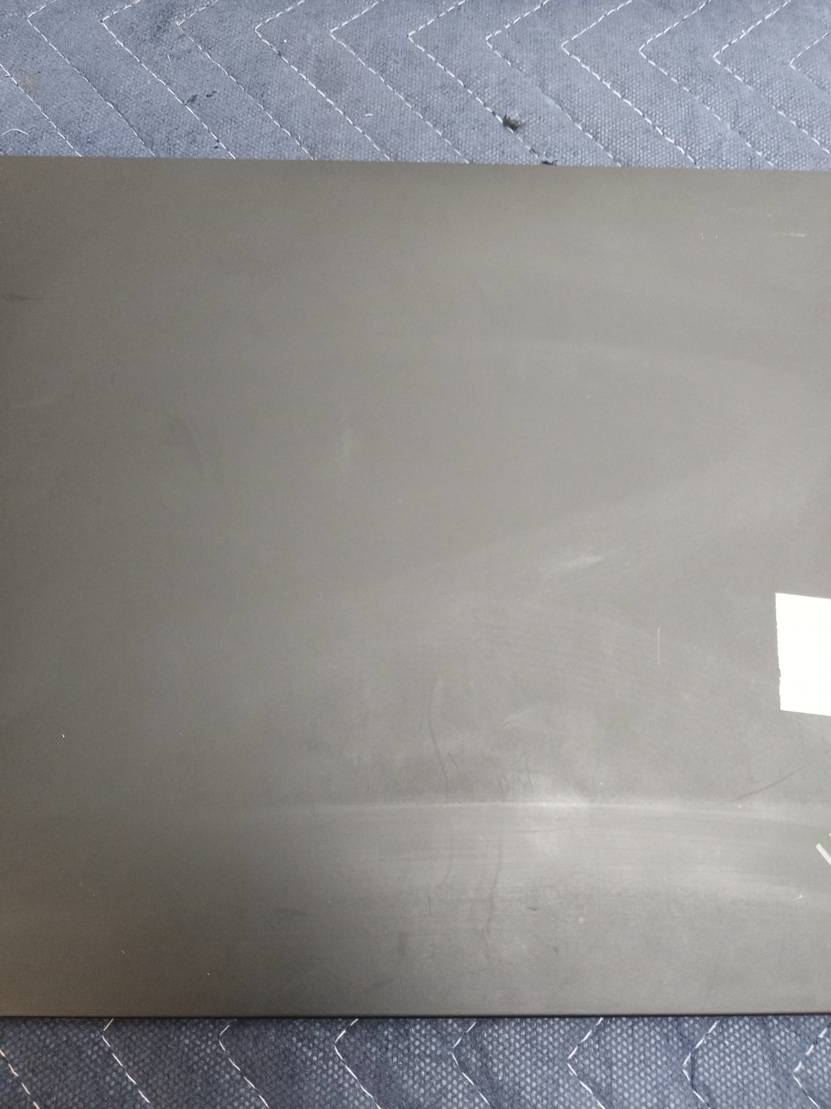 Lenovo ThinkPad Carbon Gen 10 | i5-1240P@1.7GHZ | 16GB RAM | NO OS/CHRGR/HDD