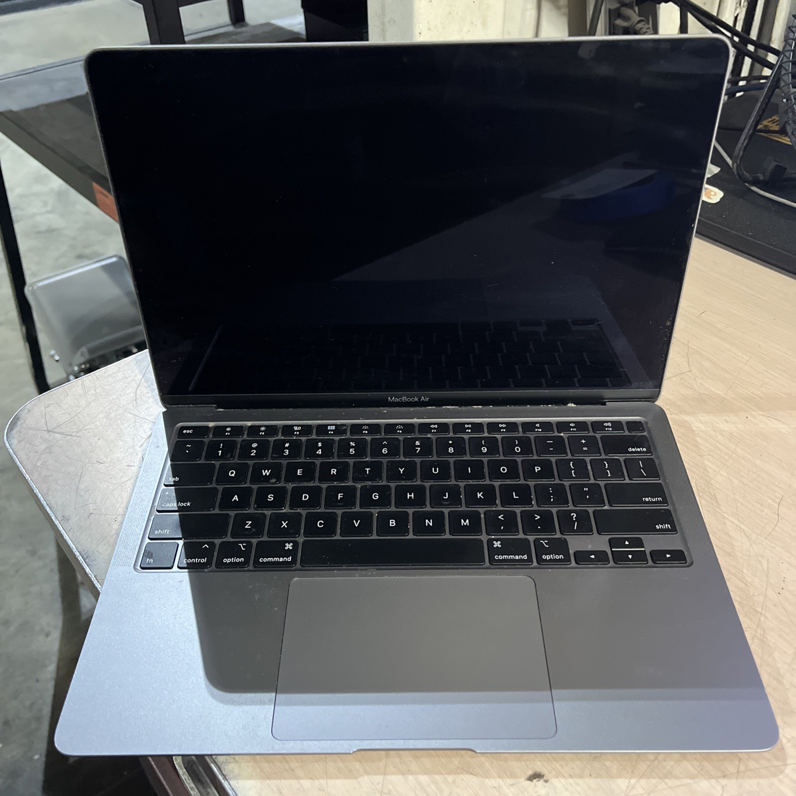 APPLE MACBOOK AIR 13″ SCISSOR, 2020 CORE I3-1000NG4 1.1GHZ 8GB RAM 256SSD