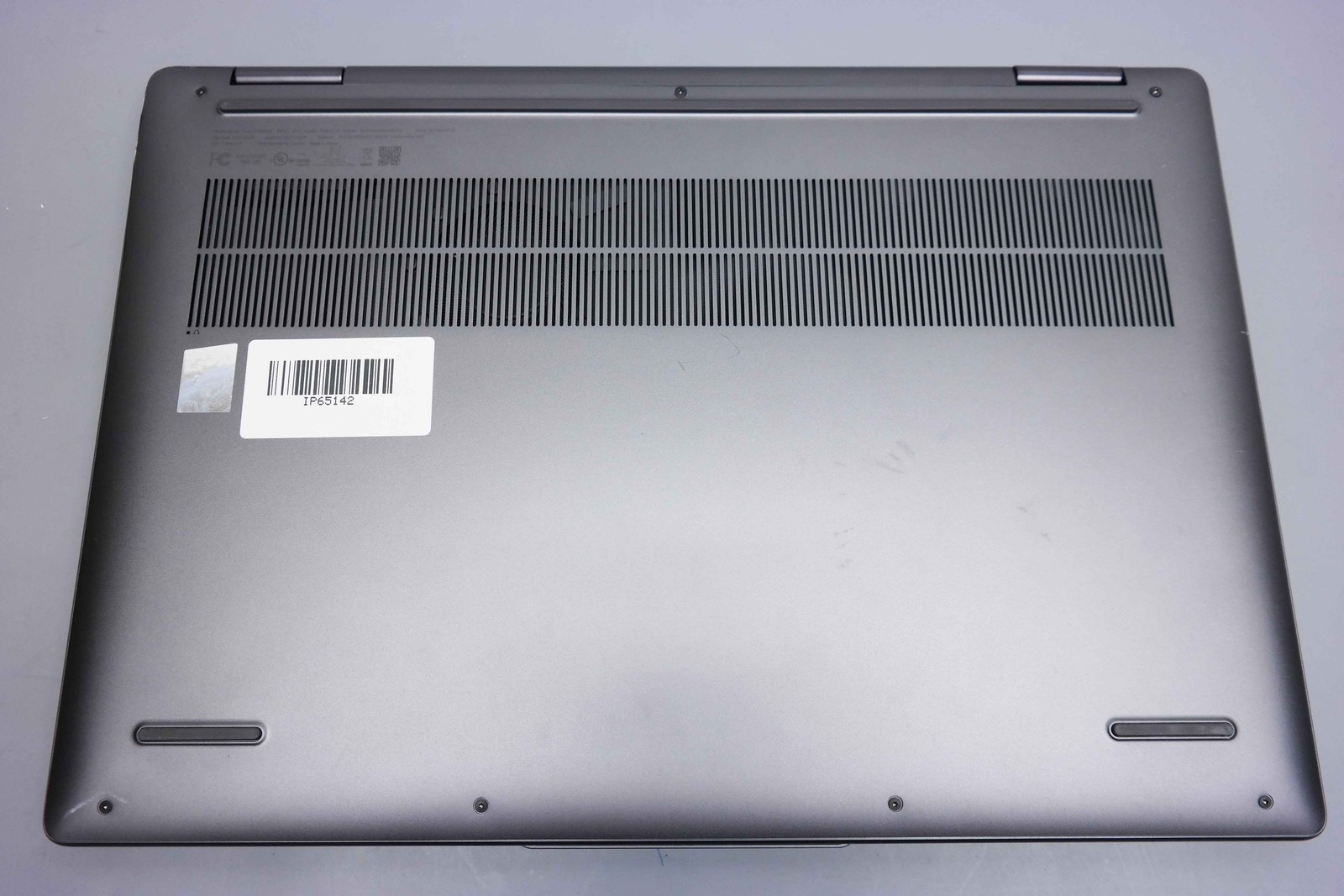 Yoga 7i 16″ Intel Core i5-1335U 16GB RAM 512GB SSD ISSUE