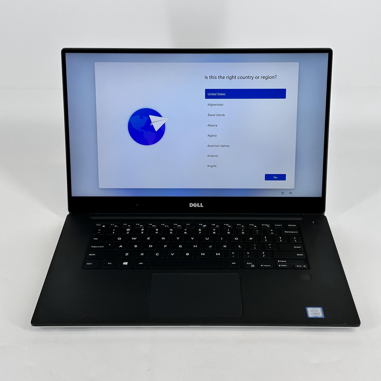 Dell XPS 15 9560 Silver 4K TOUCH i7-7700HQ 2.80GHz 16GB 1TB SSD NVIDIA GTX 1050