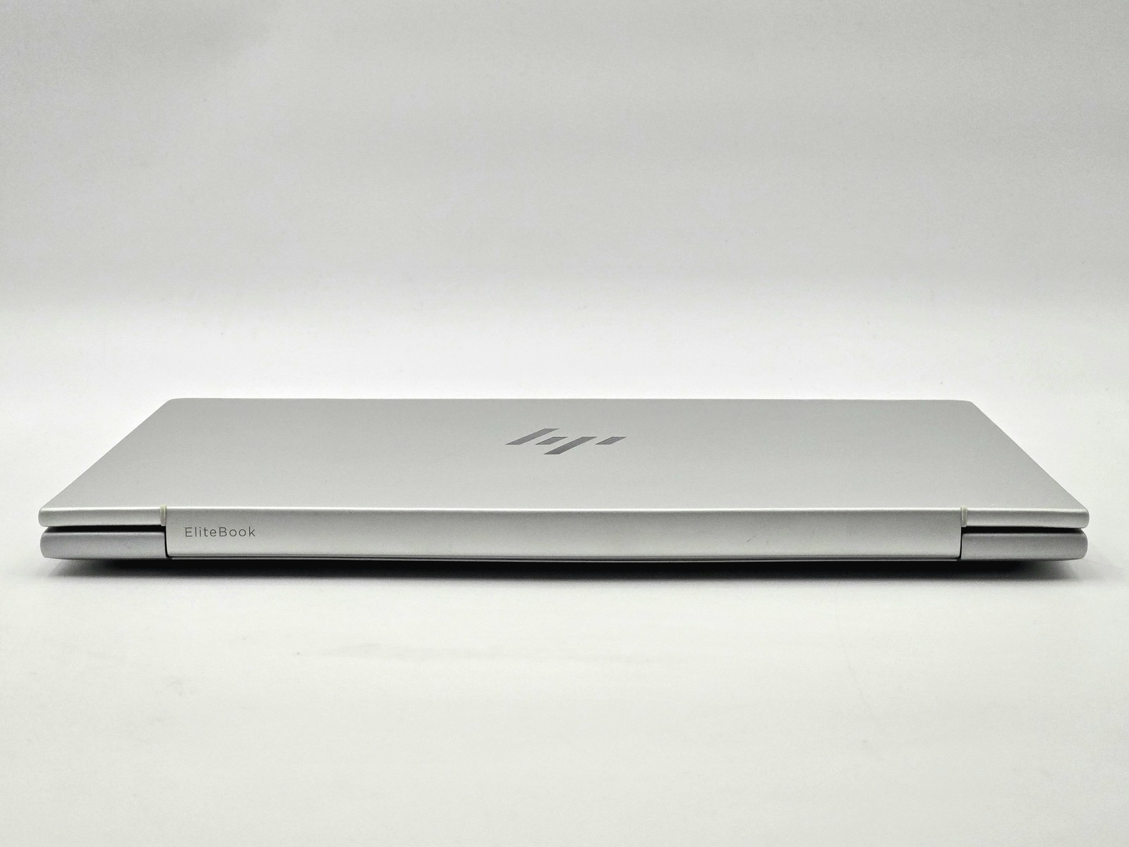 HP EliteBook 8 G1i 14″ FHD+ ULTRA 5 235U 512GB 16GB W11P Backlit FPR Warranty