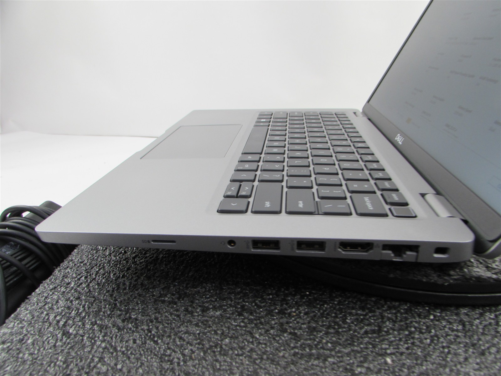 DELL LATITUDE 5430 1920X1080 FHD CORE I5-1245U 256GB SSD 16GB RAM NO O.S