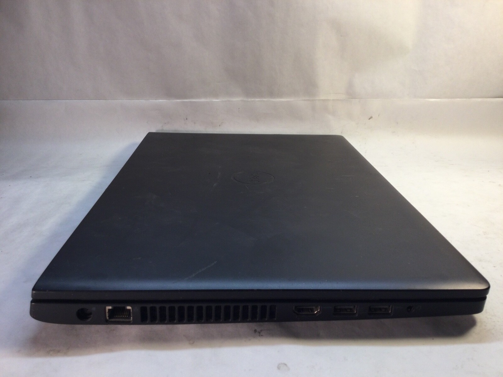 Dell Latitude 3570 15″ Laptop Intel Core i7 6th Gen -DOES NOT POWER. -MZ
