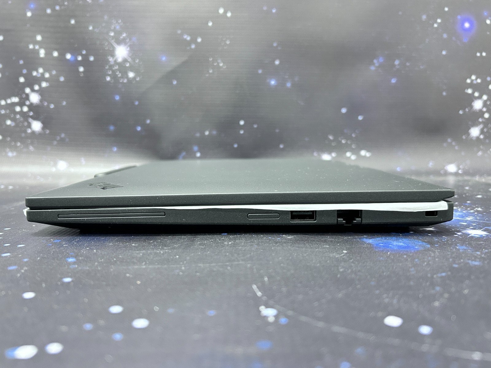 Lenovo ThinkPad 14″ Ultra 5 235U vPro 16GB 256GB SSD Win11 Pro Wi-Fi 6E
