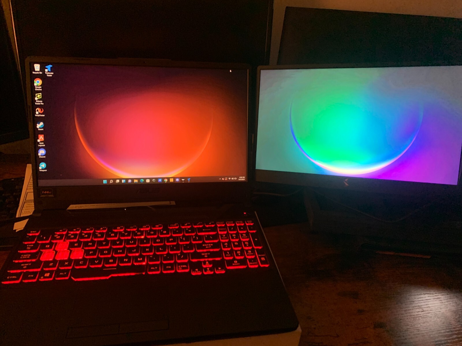 ASUS TUF F15 15.6″ Gaming Laptop with SideTrak 14″ Attachable Dual Monitor