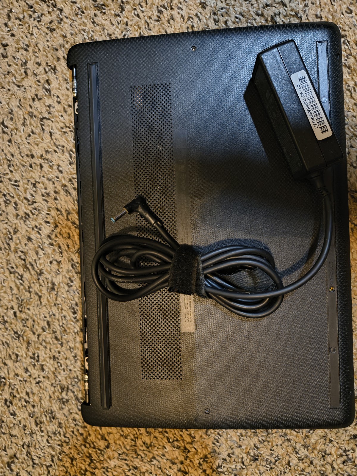 HP 14-dq0051dx Intel Celeron N4120, 4GB RAM, 64GB SSD, Win10 with charger