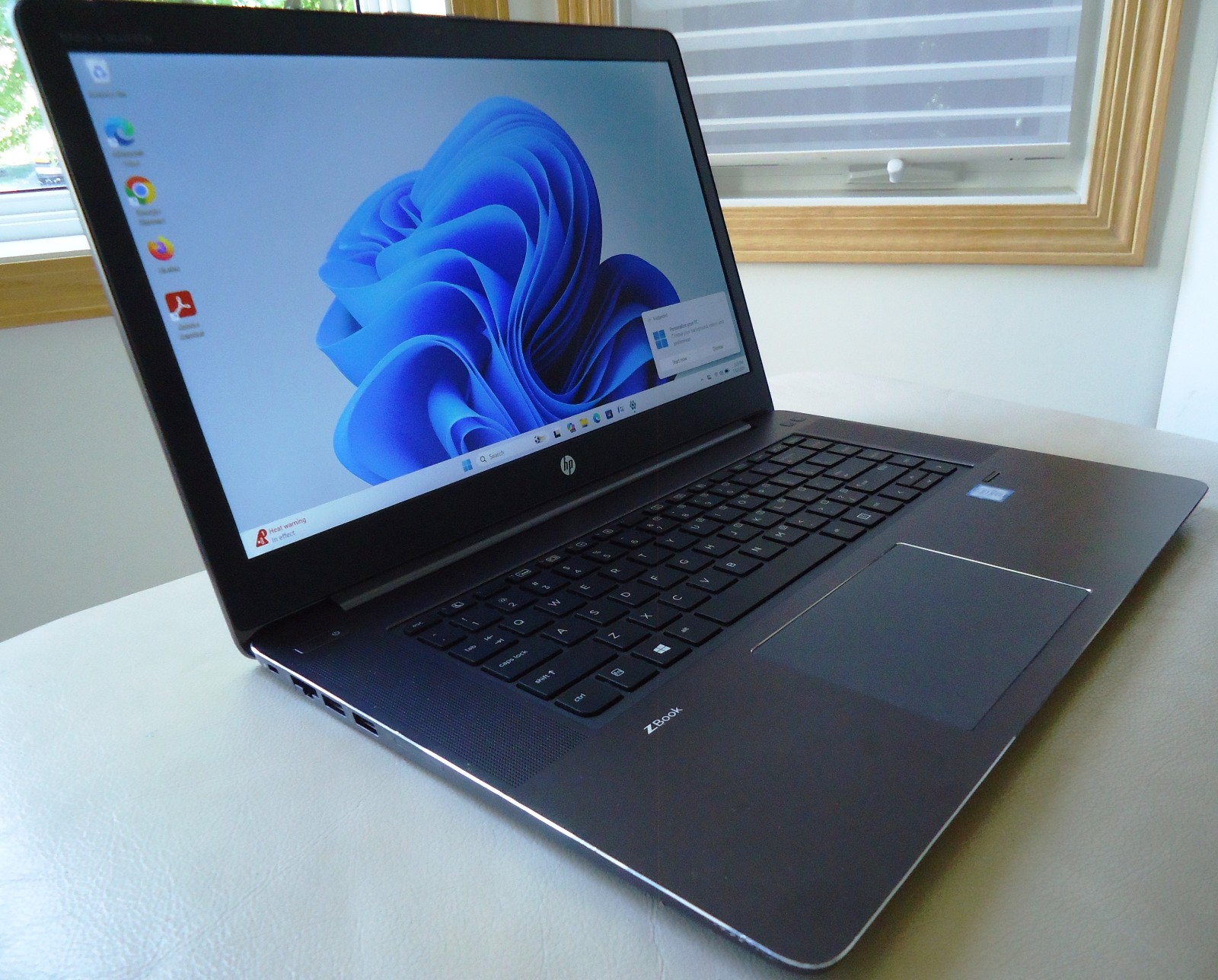HP ZBook Studio G3 15″ i7-6820HQ 2.70GHz 8GB 128GB Windows 11 NVIDIA Quadro