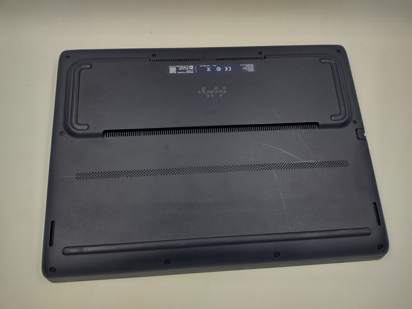 Alienware 16 Aurora – 16″ – Intel Core 7 – 16GB RAM – 1TB SSD – GeForce RTX 5050