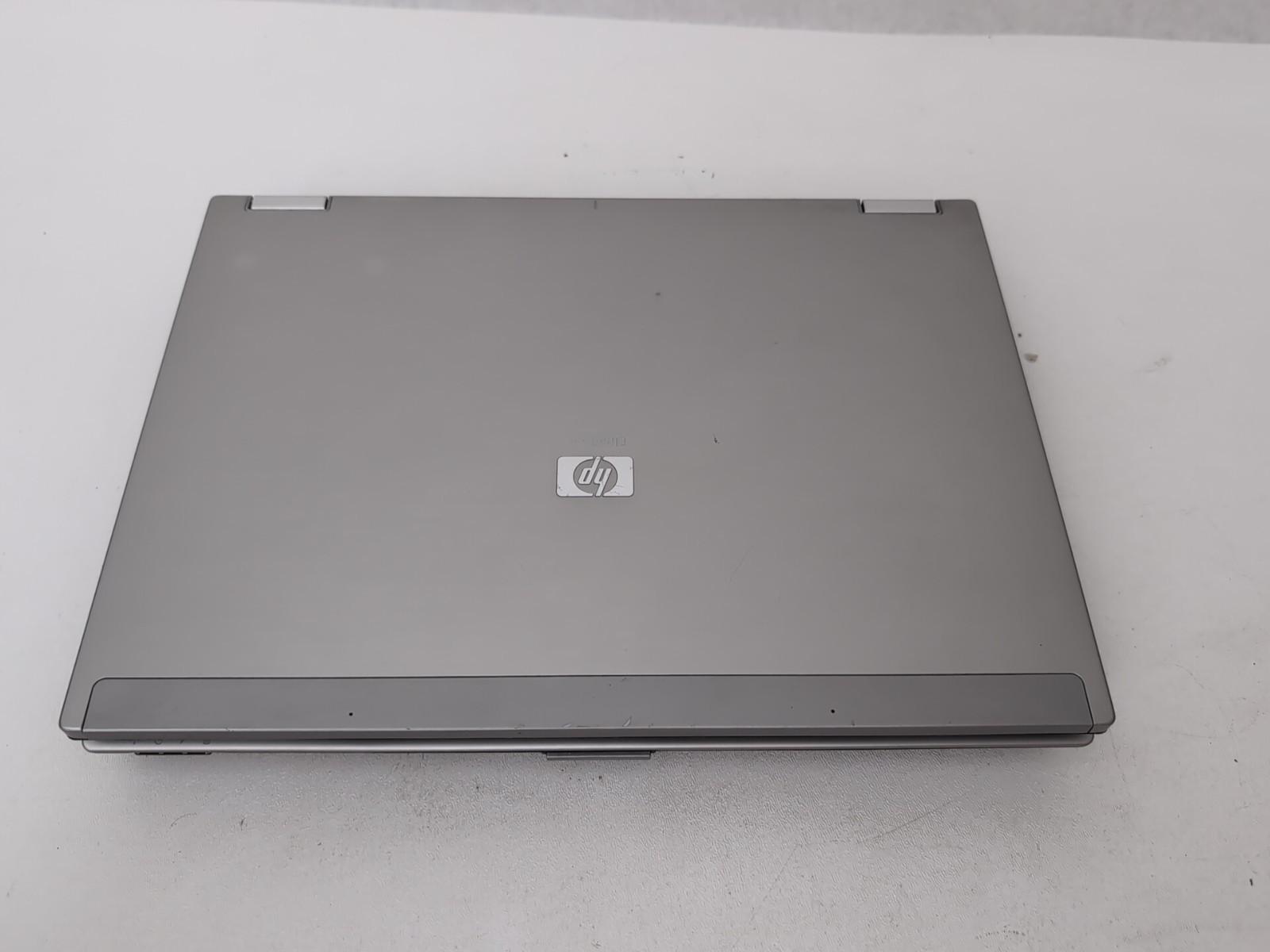 Parts Or Repair HP EliteBook 6930P Intel Core 2 Duo Unknown Specs – No Power