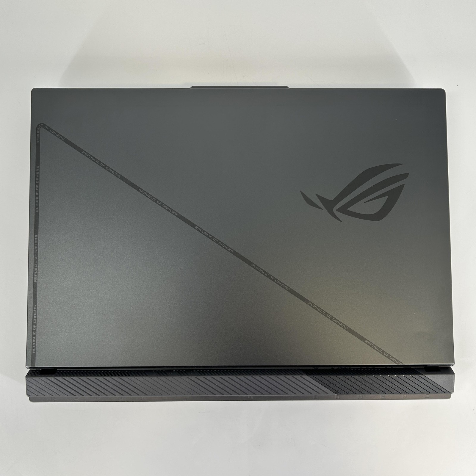 Asus ROG Strix G16 G614 240Hz QHD+ i9-13980HX 16GB 1TB RTX 4070 POWER RAIL ISSUE