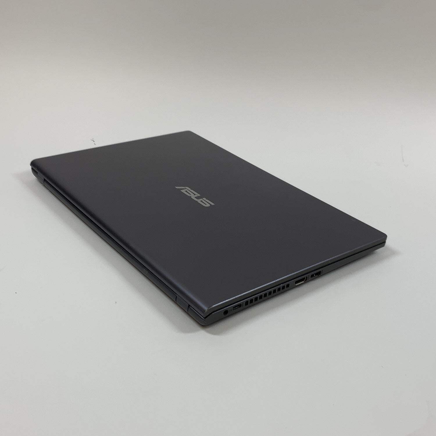 Asus Vivobook 15 F515J 15.3″ i3-1005G1 1.2GHz 4GB RAM 128GB SSD