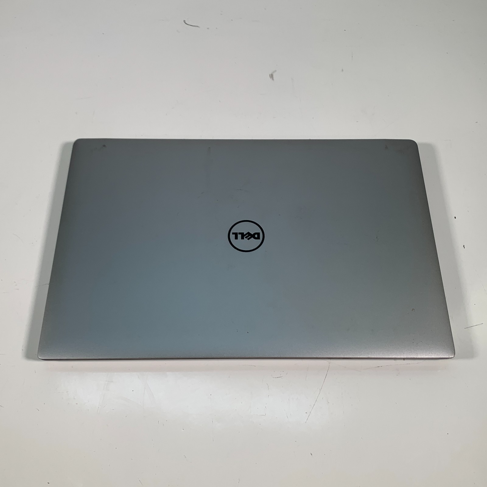 Dell Precision 5520 Intel Core i7-7820HQ 2.9GHz 32GB RAM 512GB NVMe No OS Used