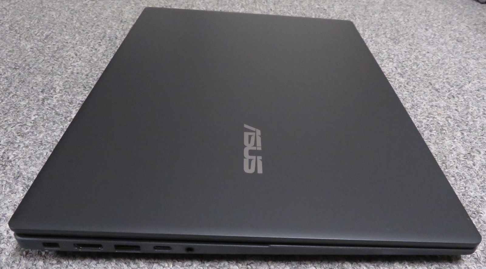 Asus Vivobook 16 V3607VJ-DS76 16″144Hz Intel Core 7 240H 16GB 512GB RTX 4050 NEW