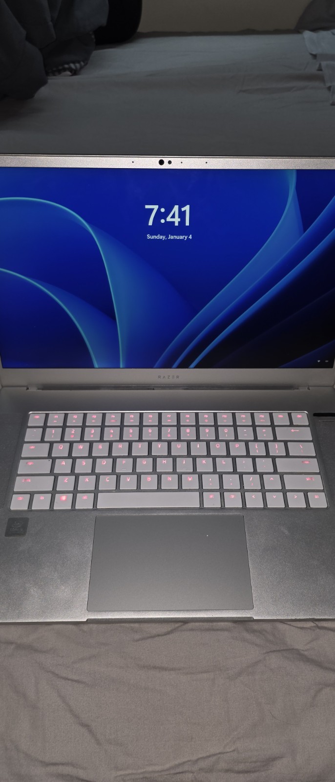 Razer Blade 15 Advanced 15.6″ Laptop | i7-9750H, 16GB, 512GB, RTX2070 **READ**