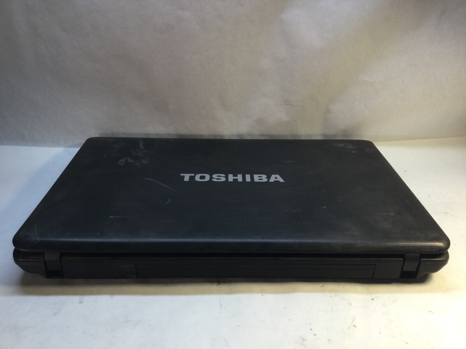 Toshiba Satellite C655D 15″ Laptop AMD E-240 -DOES NOT POWER – MZ