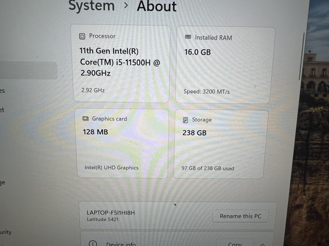 Dell Latitude 5421 (i5-11500H, 16GB, 256GB SSD, WIN 11P Bat health=good & P/S)