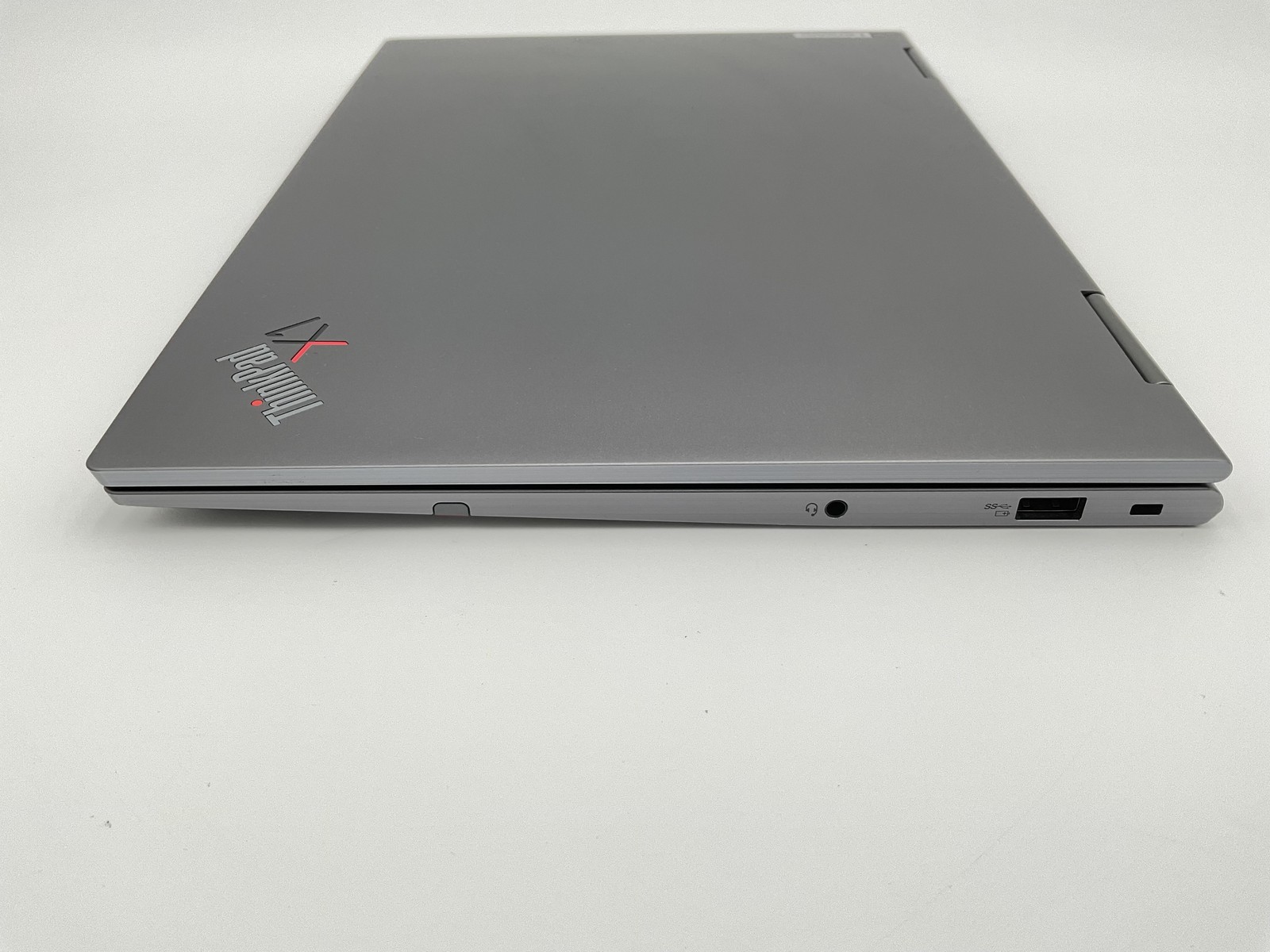 Lenovo THINKPAD X1 YOGA GEN 8 14″ TS i7 13th 1TB 32GB RAM- Windows 11 Pro