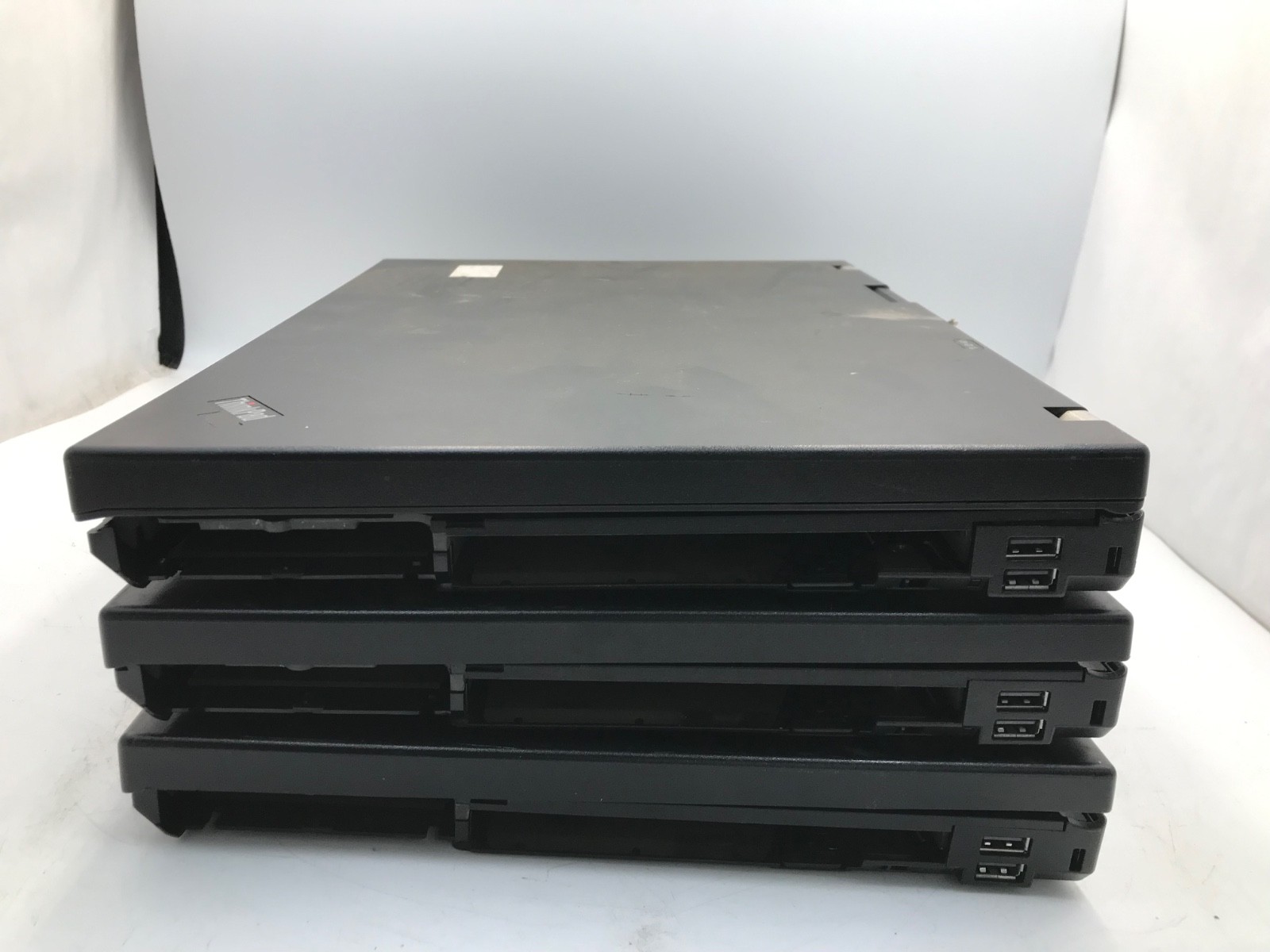 Lot of 3 Lenovo ThinkPad R61 Intel Celeron 15″ Laptop -POWER ON/Various Parts-MZ