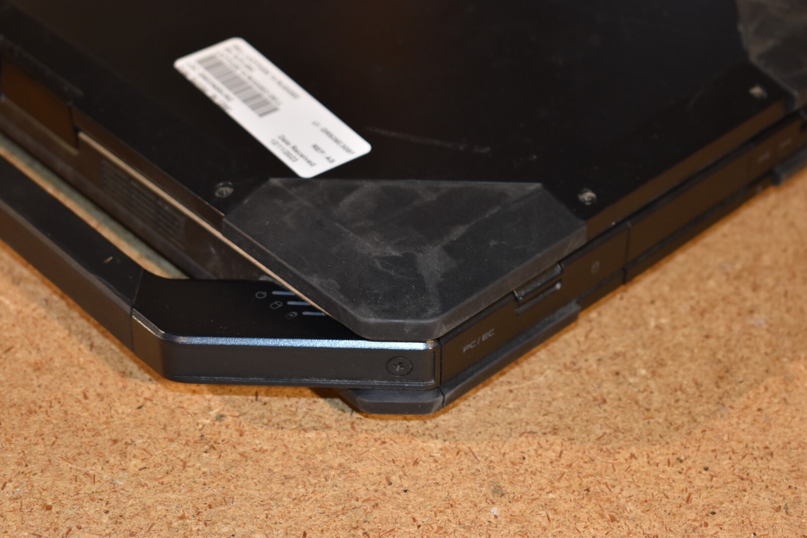 Dell Latitude Rugged Extreme 5414 i5-6300U 8GB RAM 300GB SSD Windows 10 Pro