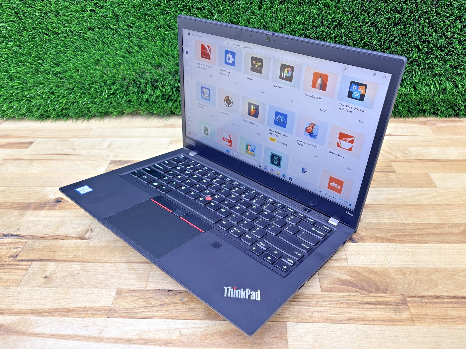 Lenovo ThinkPad T490 Intel i5-8th Gen 1.60GHz 16GB RAM 256GB SSD Windows 11 Pro*