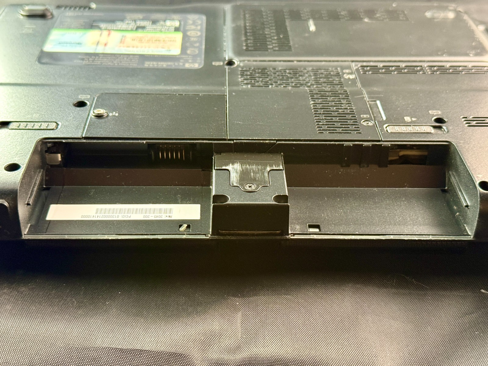 HP TouchSmart TX2-1275DX Notebook – Laptop AMD Turion X2 ATI Radeon Graphics