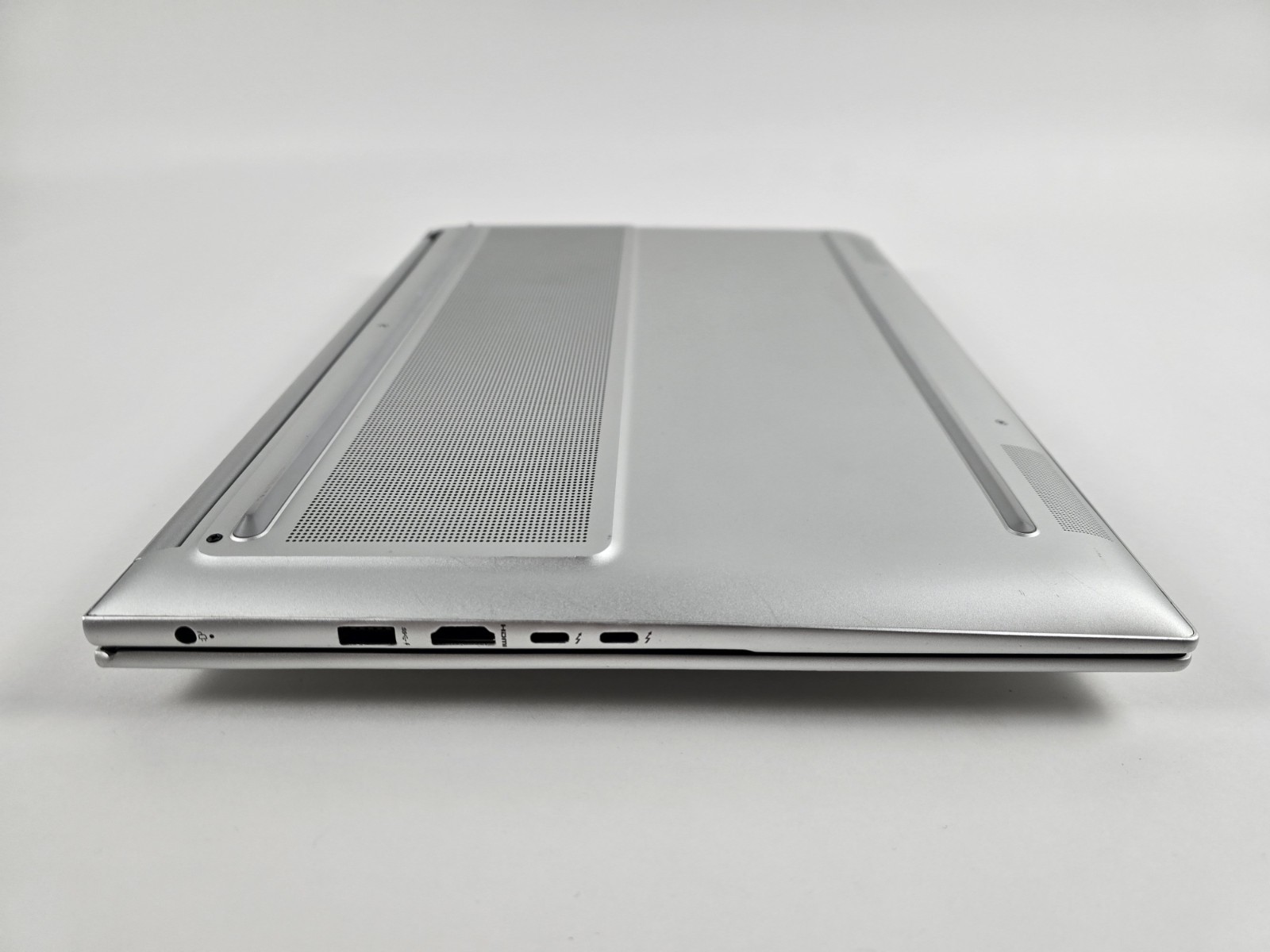HP ENVY 16″ 120Hz Touch (Intel i7-13700H, 16GB, 1TB SSD, RTX 4060) – Used Read