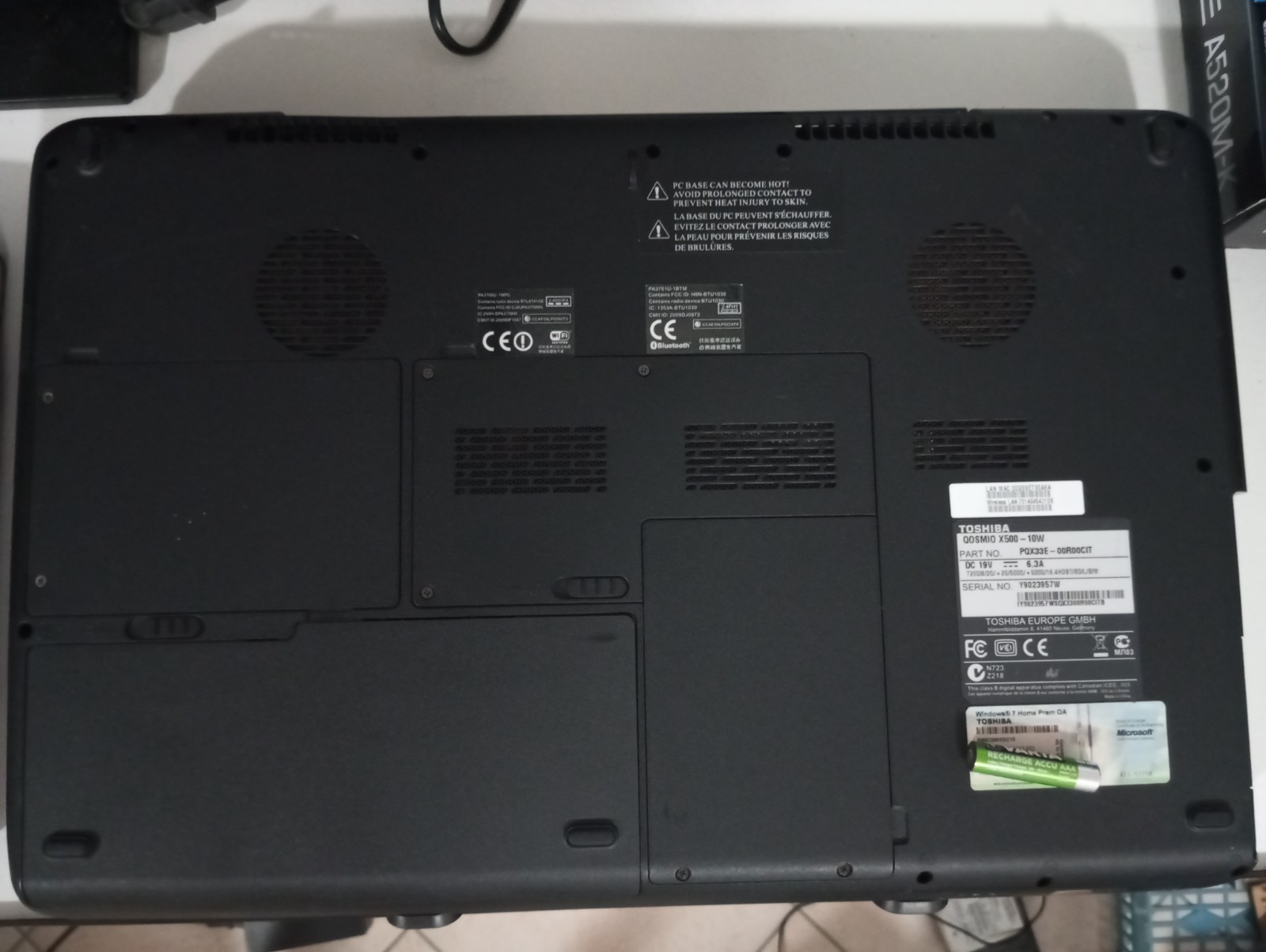 Toshiba Qosmio X500 10W 18″ Laptop PC Intel i7 8gb 250+500 nvidia Harman Kardon