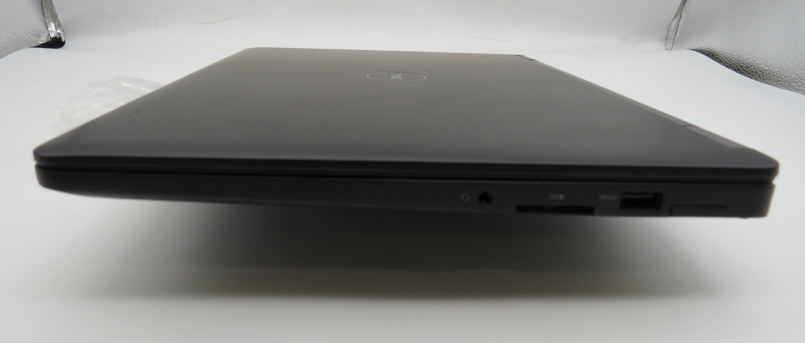 Dell Latitude E7470-14.0″-i7-6600U@2.60GHz-16GB RAM-256GB M.2 SATA- NO OS