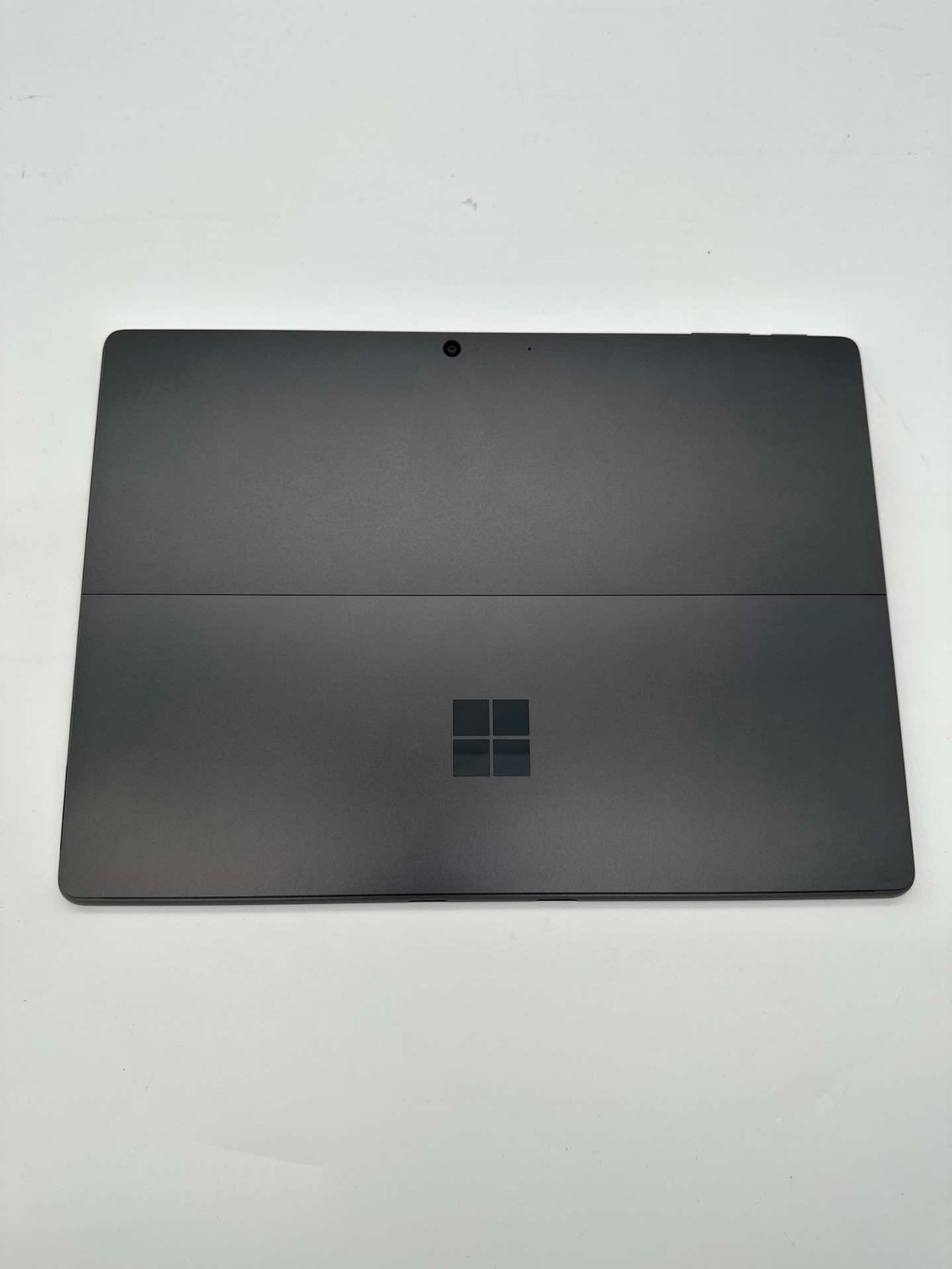 Microsoft Surface Pro 11 Copilot+ PC 13″ Snapdragon X Plus 16/256 SSD Win11 pro