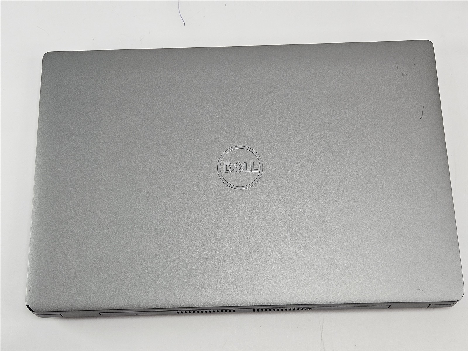 Dell 14″ Latitude 5421 Intel Core i7-11850H 16GB 256GB SSD Business Laptop Gray