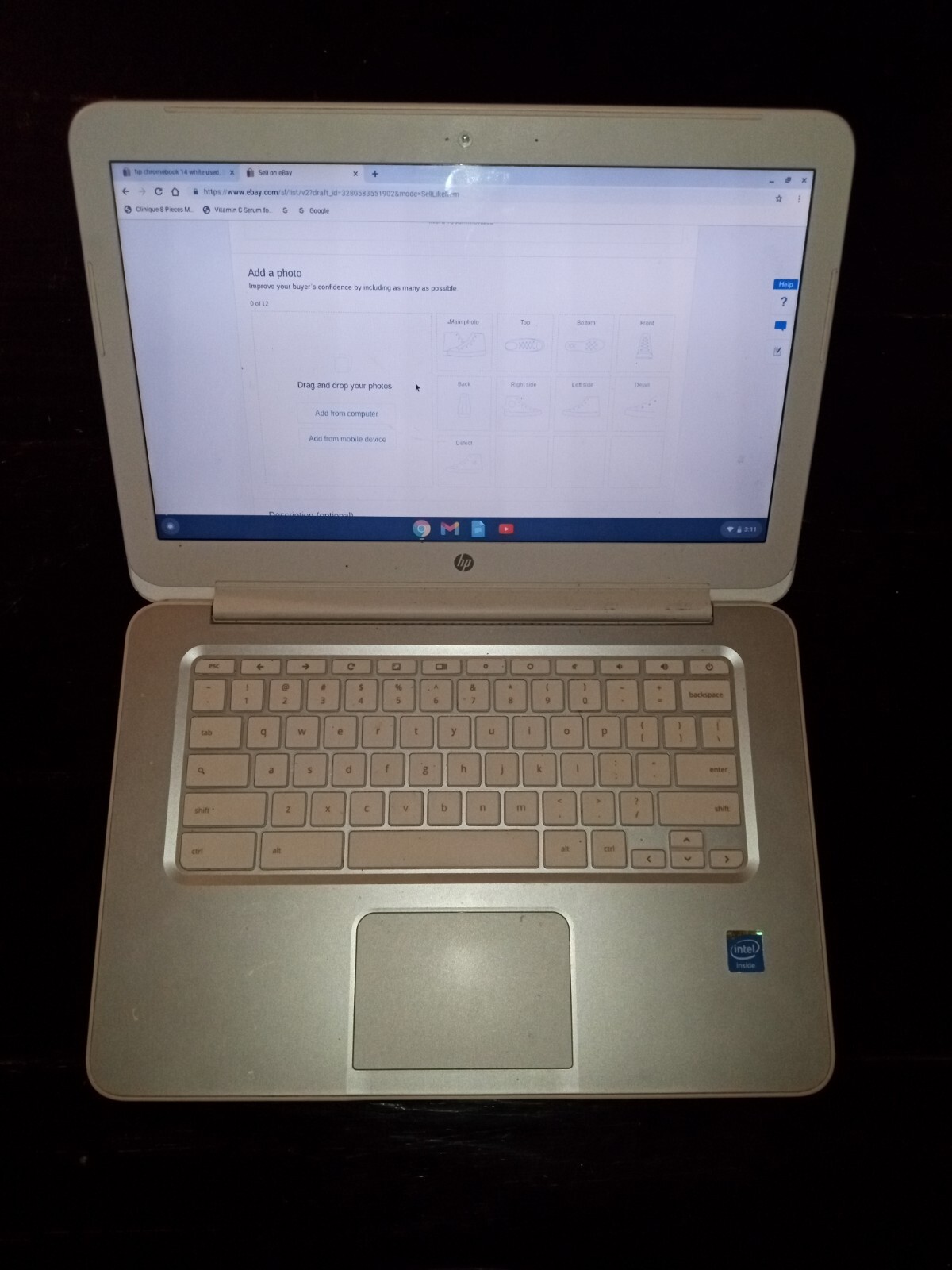 HP CHROMEBOOK 14in Laptop with 180-degree Hinge White with charger