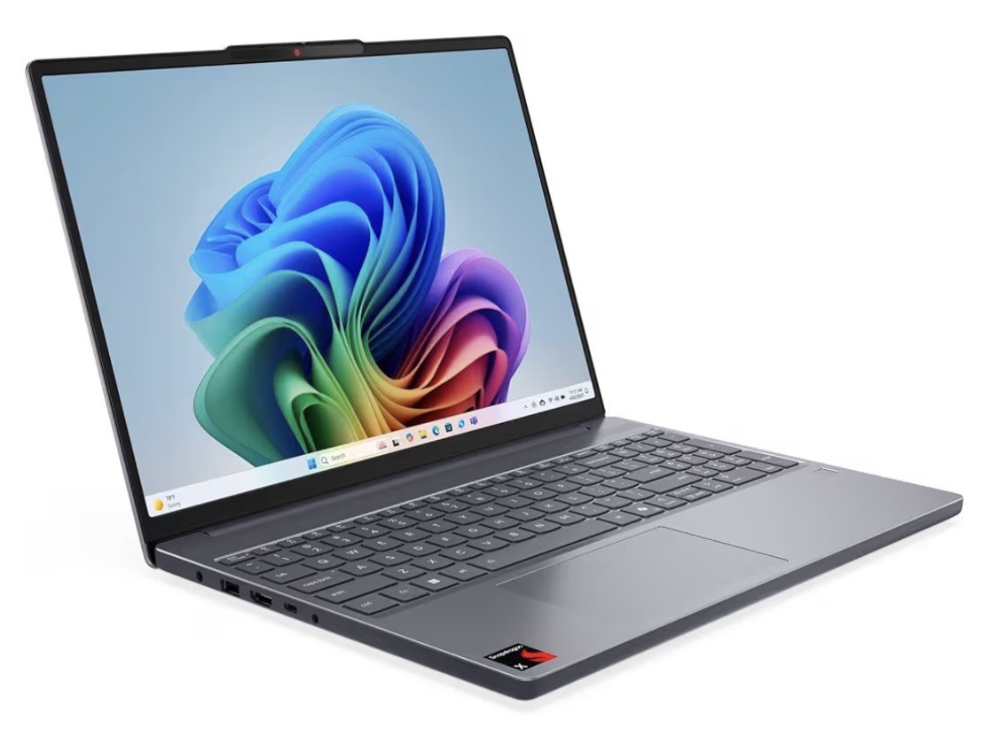 Lenovo IdeaPad Slim 3 15Q8X10 15.3″ Snapdragon X 8-Core 16GB RAM 256GB SSD