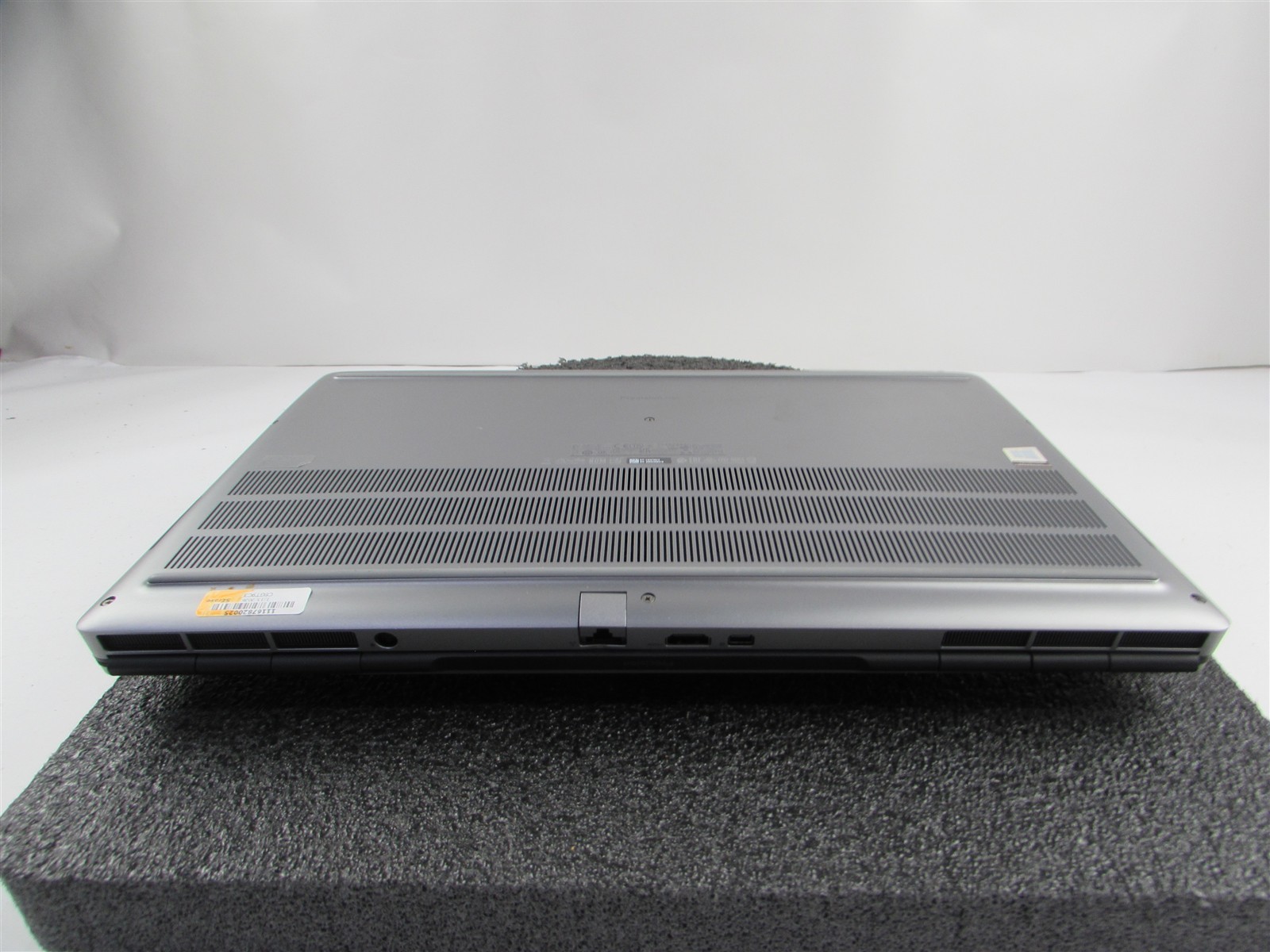 DELL PRECISION 7750 1920X1080 FHD I7-10850H 1TB 32GB RAM RTX 4000 WIN 11 PRO