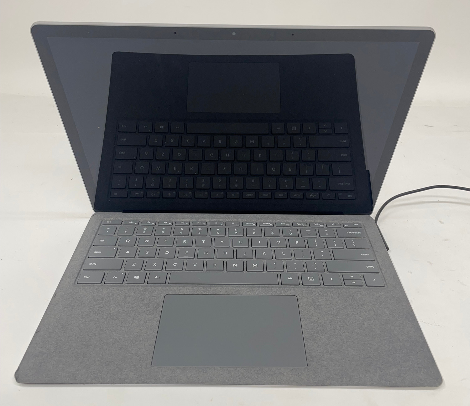 Microsoft Surface Laptop 3 13.5″ (256GB SSD; Intel Core i5-1035G7 1.2GHz; 8GB)