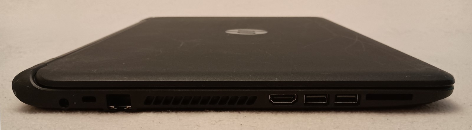 HP 15-f272wm 15.6″ Laptop Intel Celeron 1.60GHz 4GB RAM Windows Notebook PC